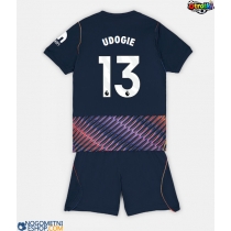Otroški Nogometni dresi Tottenham Hotspur Destiny Udogie #13 Gostujoči 2026-27 Kratek Rokav (+ Kratke hlače)
